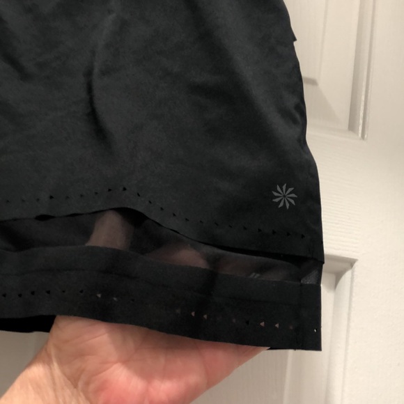 Athleta Laser and Mesh Run Skort in Black Size Small - Picture 9 of 12